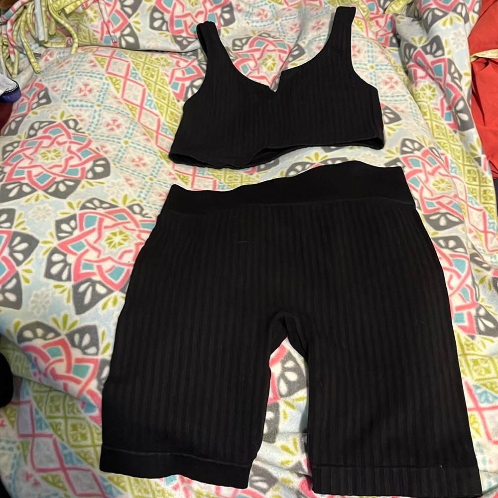 Women's Black Ribbed Shorts